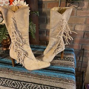 Suede heeled boots